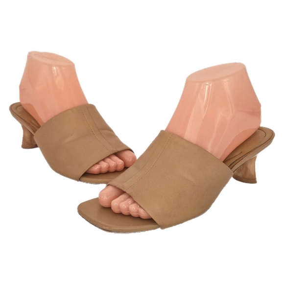 Vince Palmar Slide Sandals, Dune Leather, Size 7 - Picture 1 of 10